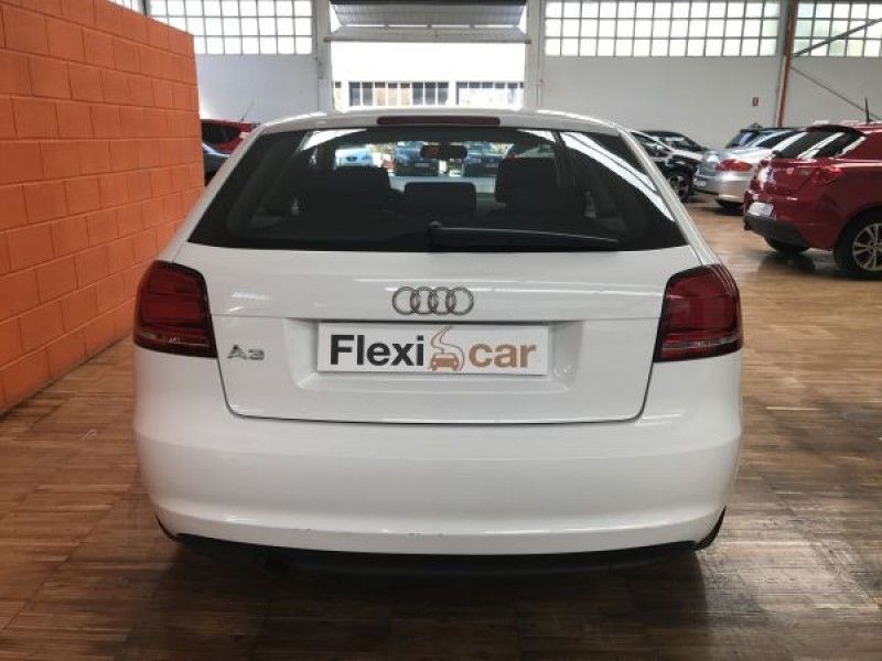 Audi a3 1.6 TDI e 105cv Attraction