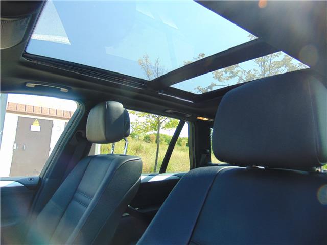BMW X5 xDrive 30d AUT NAVI,XENON,LIBRO,TECHO