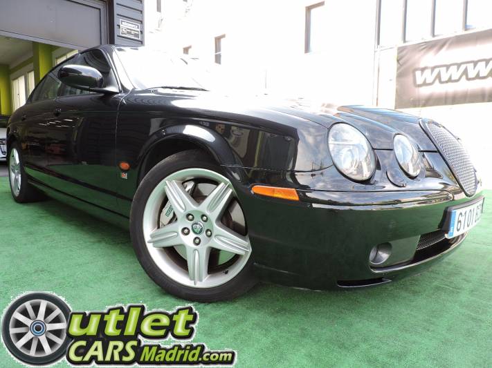 Jaguar S-Type 4.2 V8 R 4p.