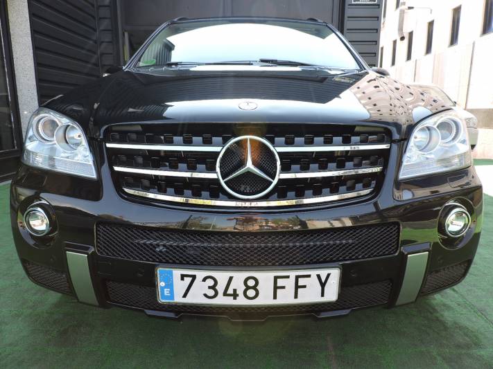 Mercedes-Benz ML 63 AMG 5p.