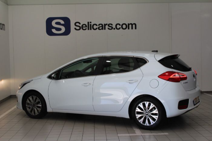 Kia Ceed 1.4CRDI WGT x-Tech16 90