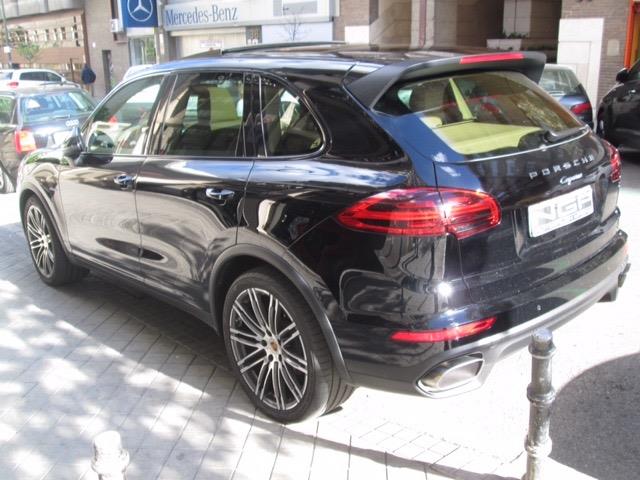 Porsche Cayenne Diesel 262 full NGP