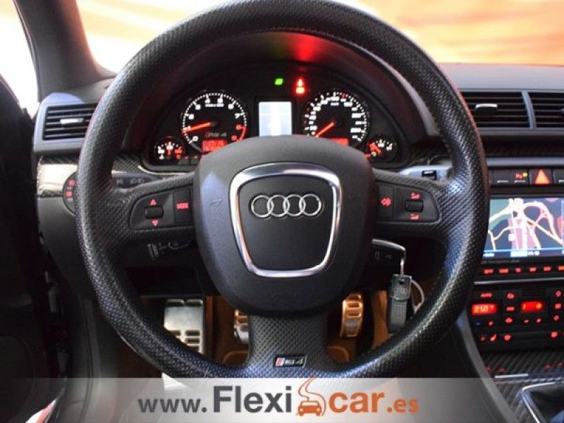 Audi RS4 4.2 FSI quattro Avant