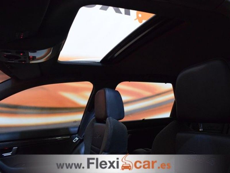 Audi RS4 4.2 FSI quattro Avant