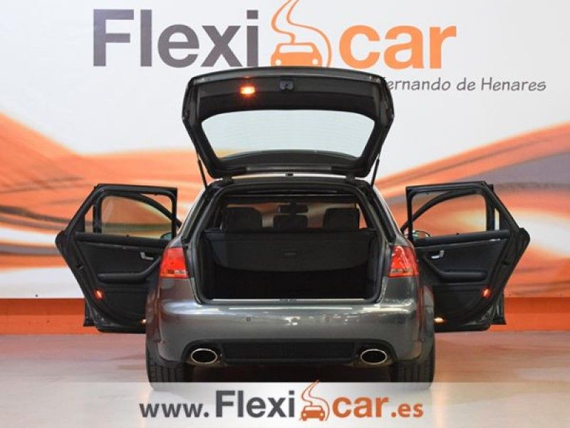 Audi RS4 4.2 FSI quattro Avant