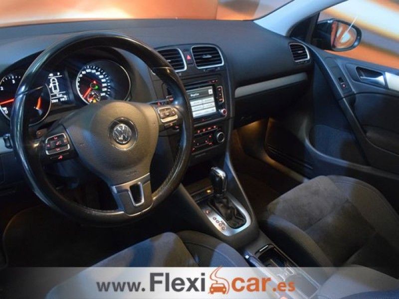 Volkswagen Golf 2.0 TDI 140cv DPF DSG Sport