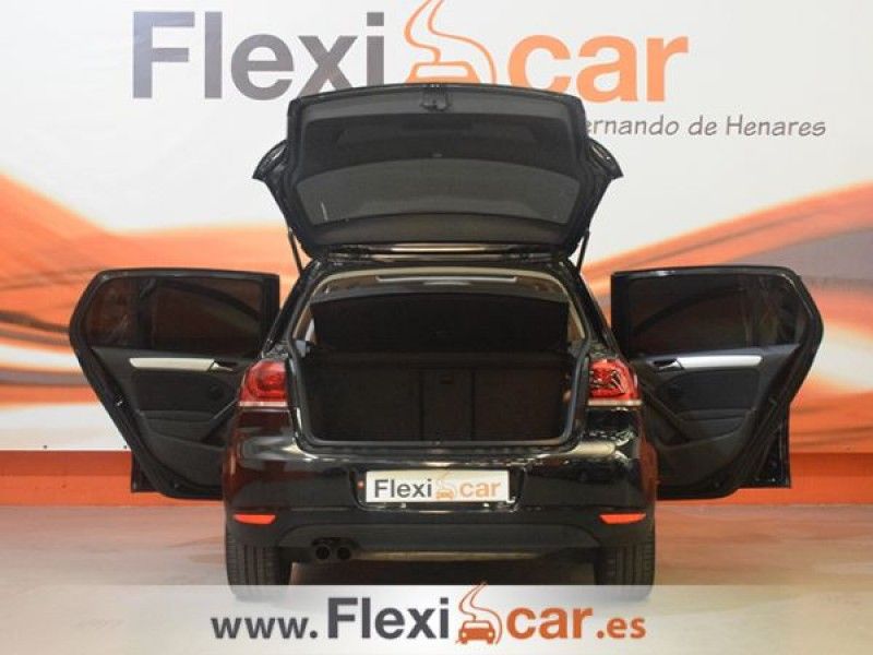 Volkswagen Golf 2.0 TDI 140cv DPF DSG Sport