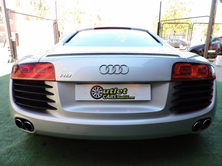 Audi R8 4.2 FSI quattro R tronic 2p.
