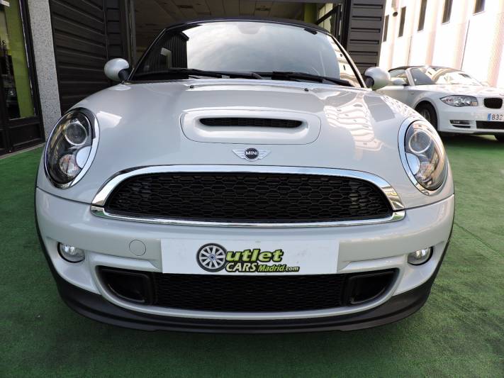 MINI Cooper SD Roadster Auto 2p.