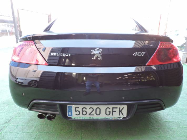 Peugeot 407 2.7 V6 HDI 204 Automático Coupe 2p.