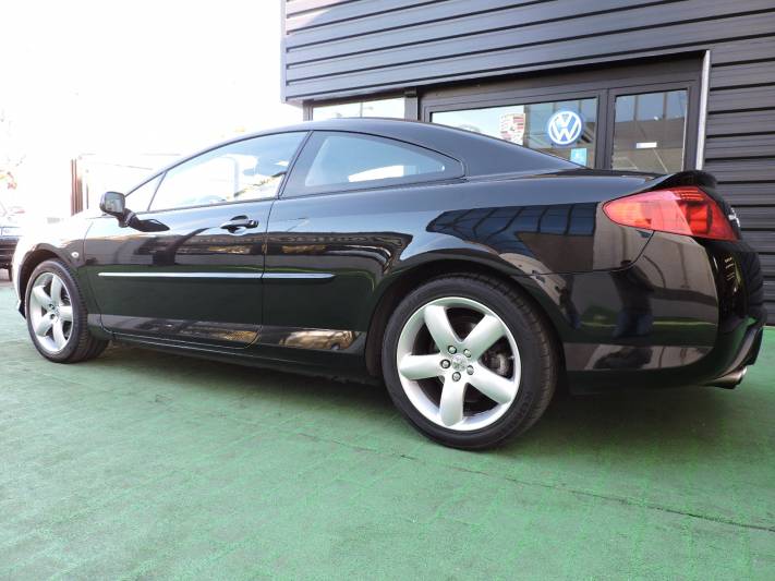 Peugeot 407 2.7 V6 HDI 204 Automático Coupe 2p.