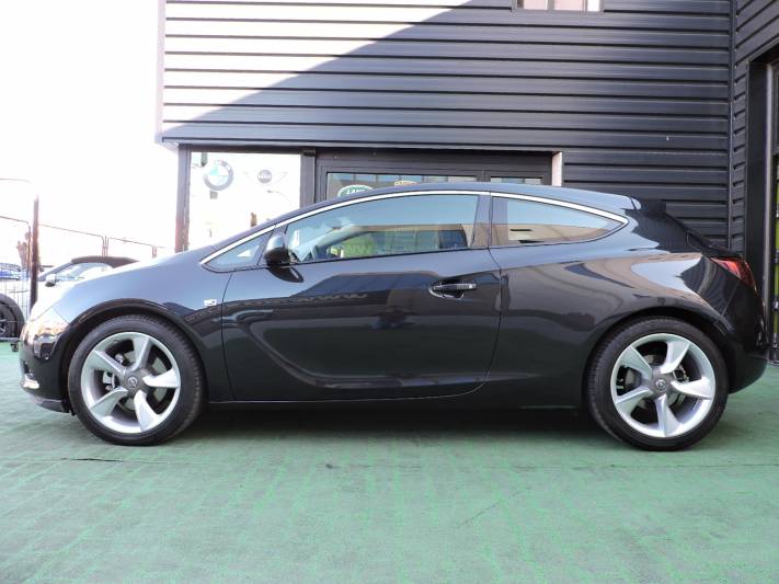 Opel Astra 1.7 CDTi SS Sportive GTC 3p.