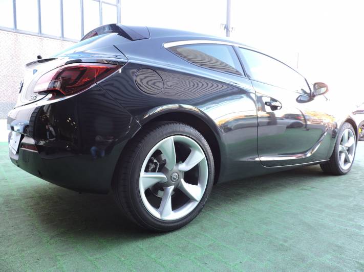 Opel Astra 1.7 CDTi SS Sportive GTC 3p.