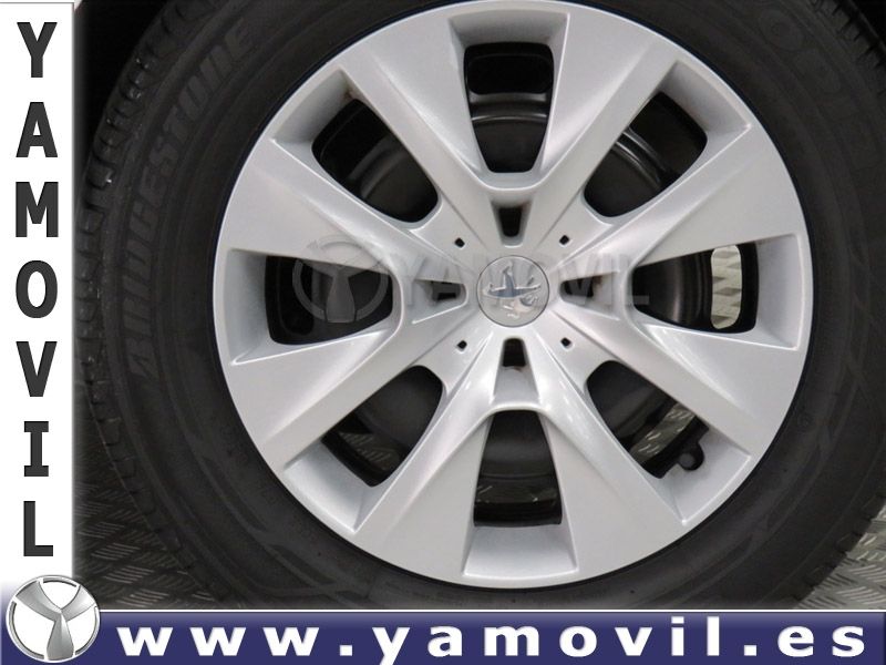 Peugeot 208 BUSINESS LINE 1.4HDi 68CV