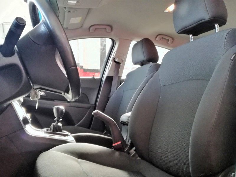 Chevrolet Cruze 1.6 LT Clima