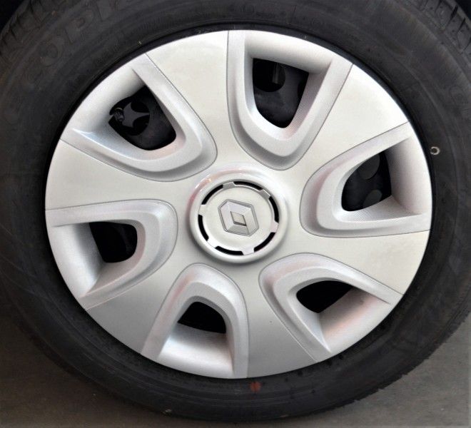 Renault Clio Authentique 1.2 16v 75