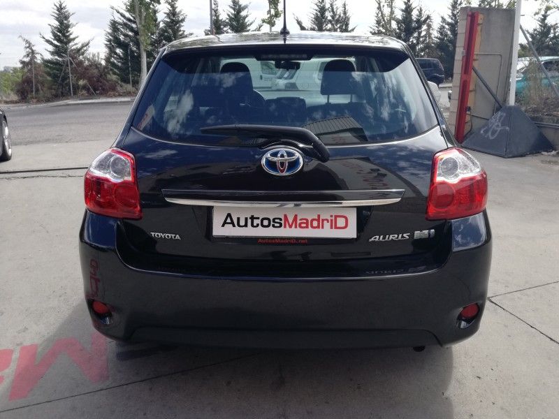 Toyota Auris 1.8 HSD