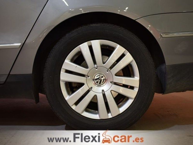 Volkswagen Passat 2.0 FSI Highline Tiptronic