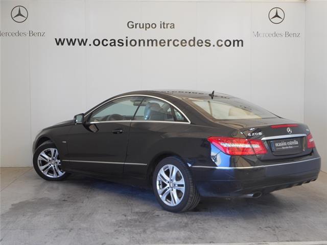 Mercedes-Benz E 200 Coupé