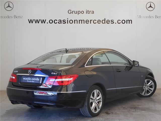 Mercedes-Benz E 200 Coupé