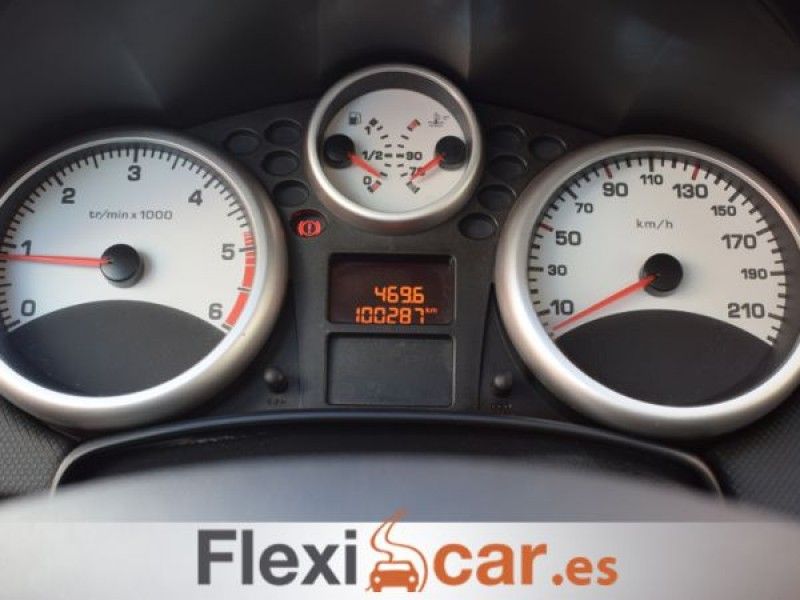 Peugeot 207 Confort 1.6 HDI 90