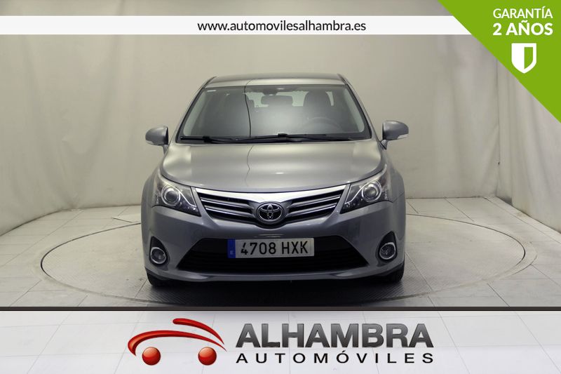 Toyota Avensis 120D ADVANCE 4P