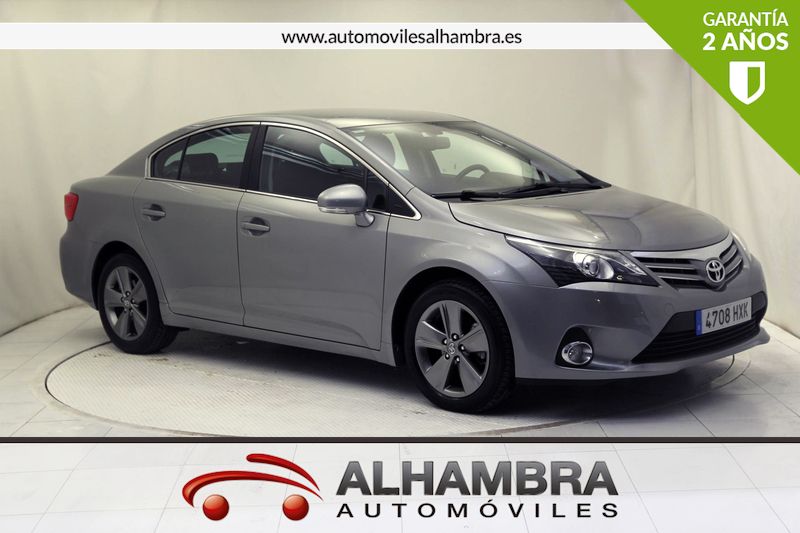 Toyota Avensis 120D ADVANCE 4P