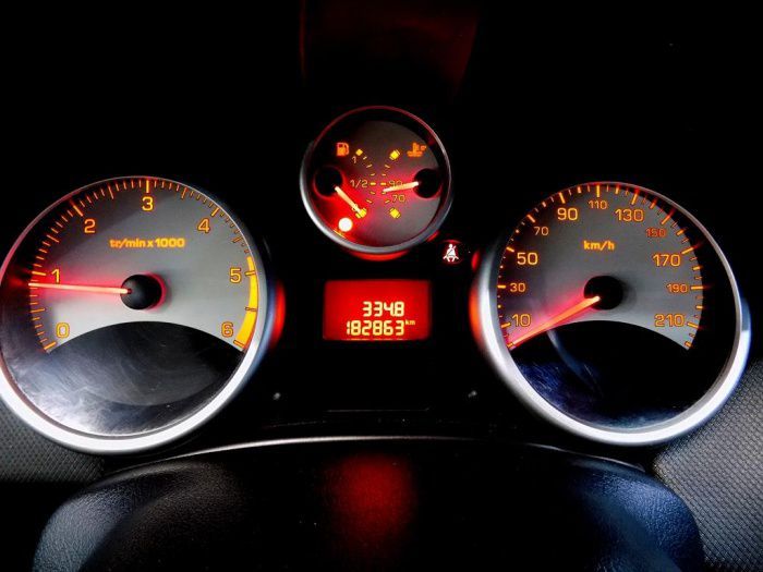 Peugeot 207 1.4HDI Confort