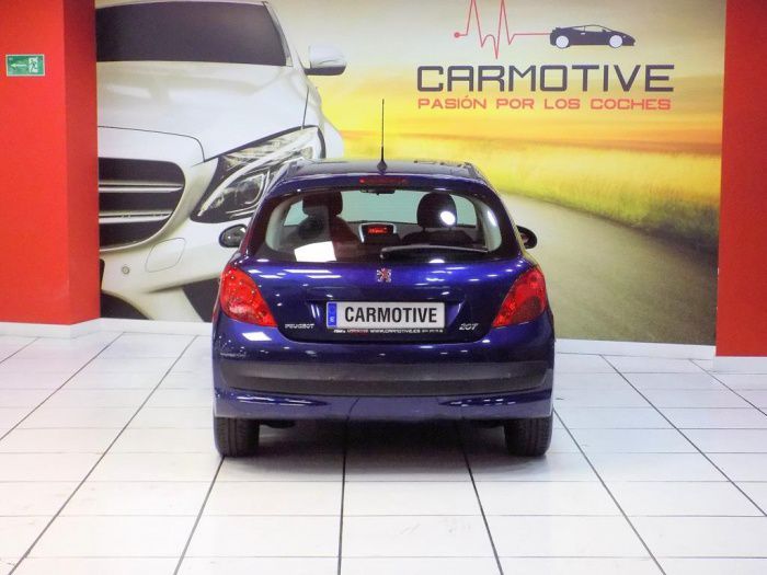 Peugeot 207 1.4HDI Confort