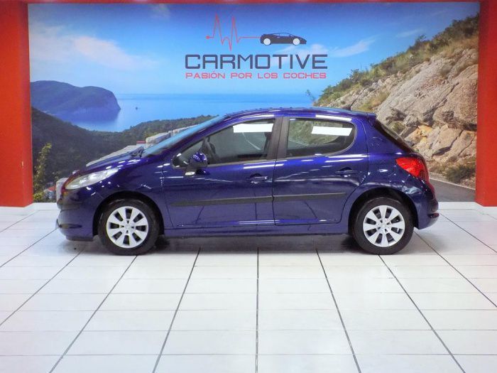 Peugeot 207 1.4HDI Confort