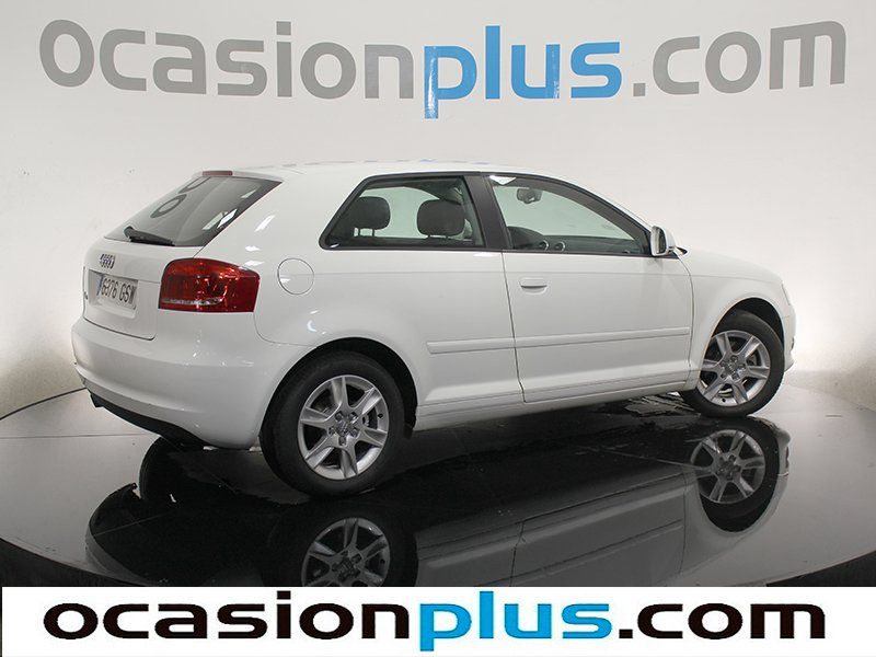 Audi a3 1.6 TDI S-tronic Attraction 77 kW (105 CV)