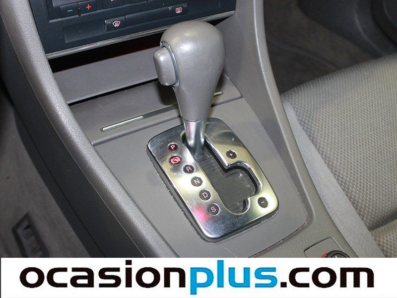 Audi A4 2.4 Multitronic 125 kW (170 CV)