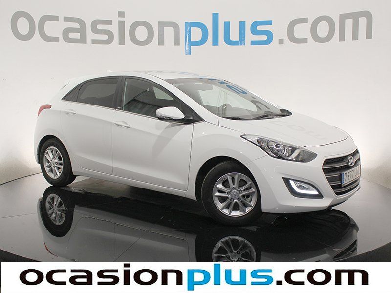 Hyundai i30 1.6 GDi BlueDrive Go! 99 kW (135 CV)