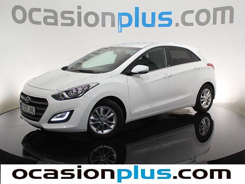 Hyundai i30 1.6 GDi BlueDrive Go! 99 kW (135 CV)