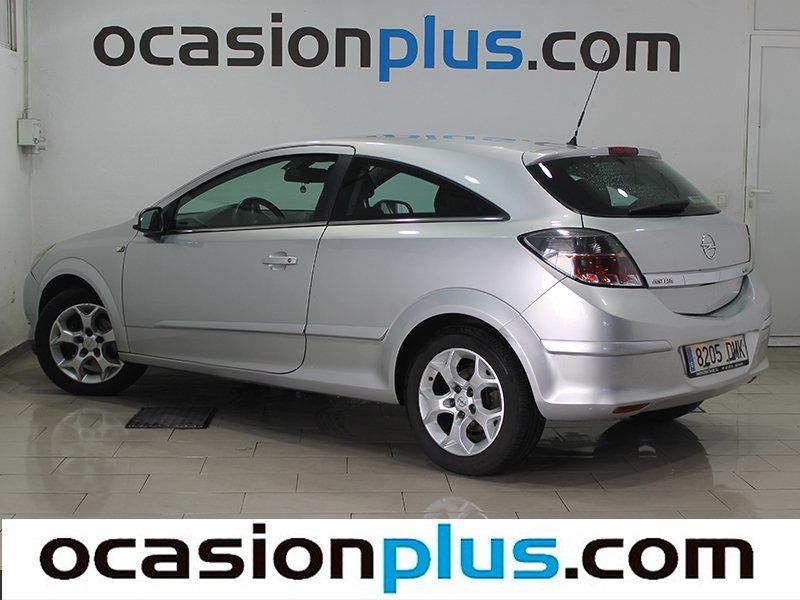 Opel Astra GTC 1.8 16v Cosmo Auto 125CV