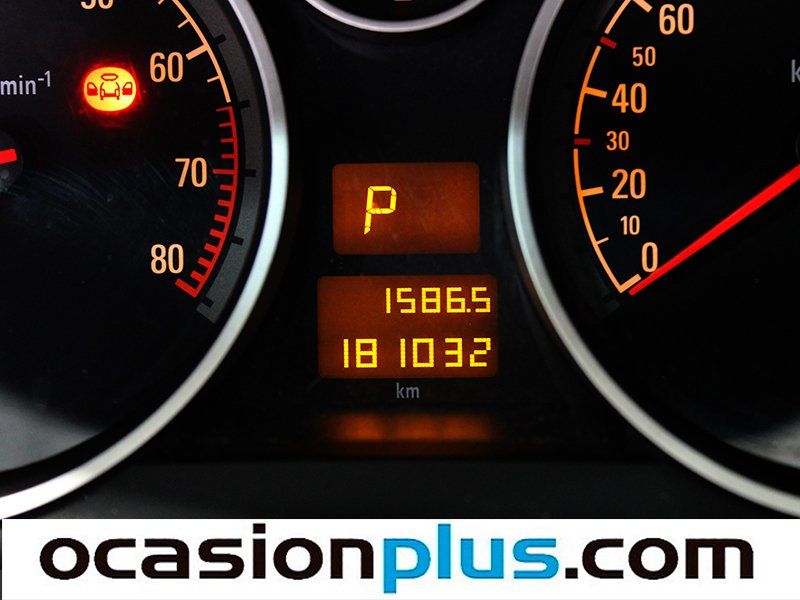 Opel Astra GTC 1.8 16v Cosmo Auto 125CV