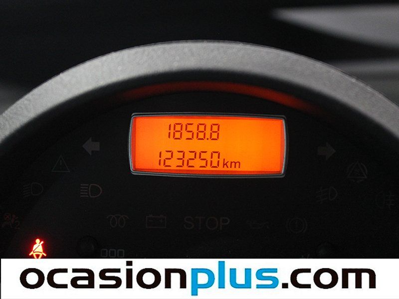 Peugeot 807 2.0 HDI Premium 100kW (136CV) 7 PLAZAS