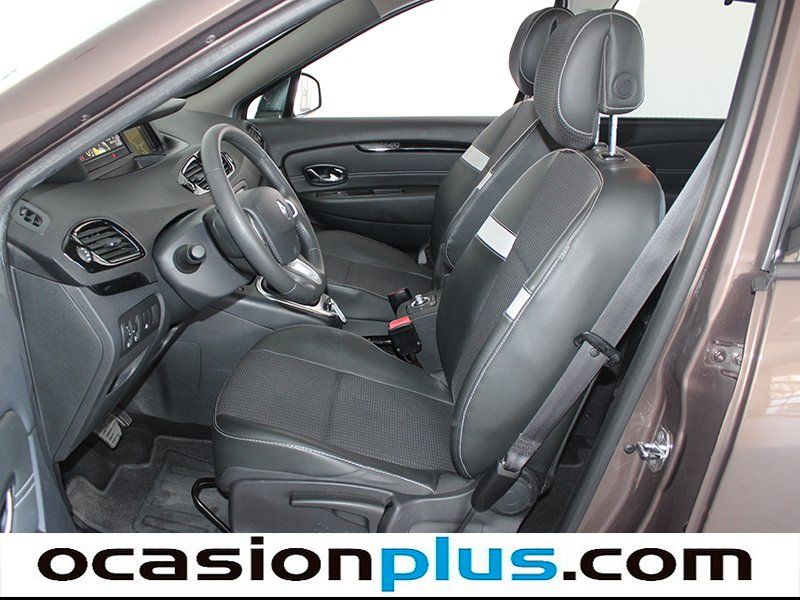 Renault Grand Scenic dCi 110 Dynamique auto EDC 7 Plazas	81 kW (110 CV)