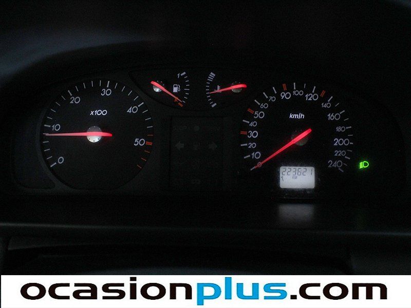 Renault Laguna 1.9DCi Authentique 79 kW (110 CV)