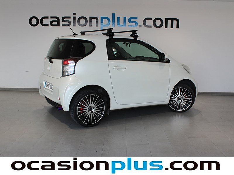 Toyota iQ 1.0 VVT-I 50 kW (68 CV)