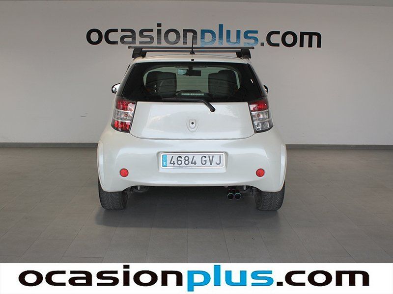 Toyota iQ 1.0 VVT-I 50 kW (68 CV)