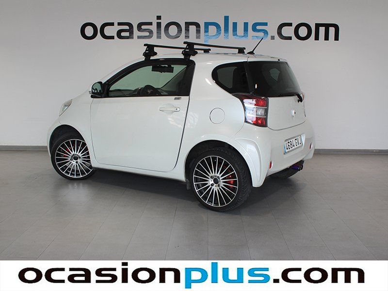 Toyota iQ 1.0 VVT-I 50 kW (68 CV)