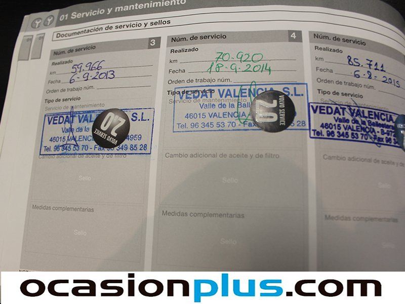 Volvo C70 2.0 D Momentum Auto 136CV