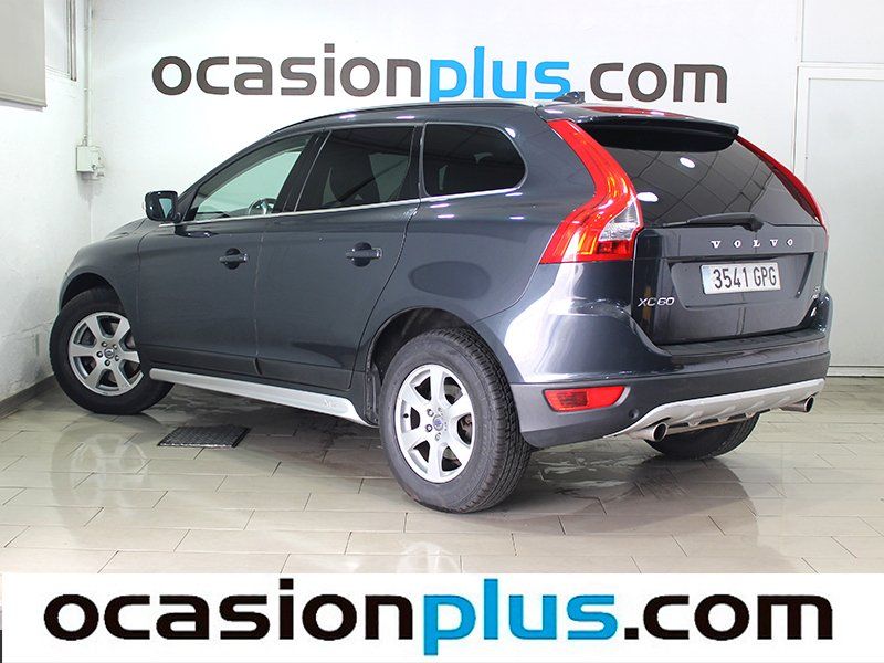 Volvo XC 60 2.4 D5 AWD Momentum 151 KW (205 CV) 4X4
