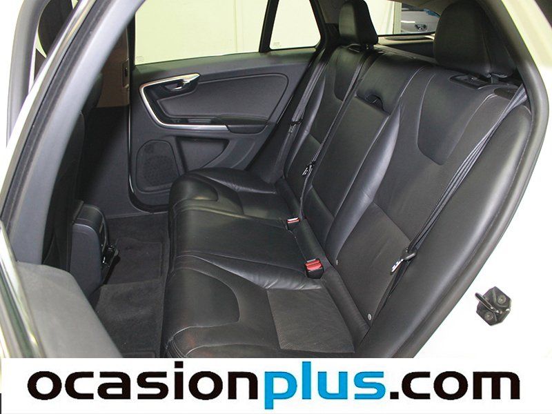 Volvo V60 D5 Momentum AWD Aut. 151 kW (205 CV)