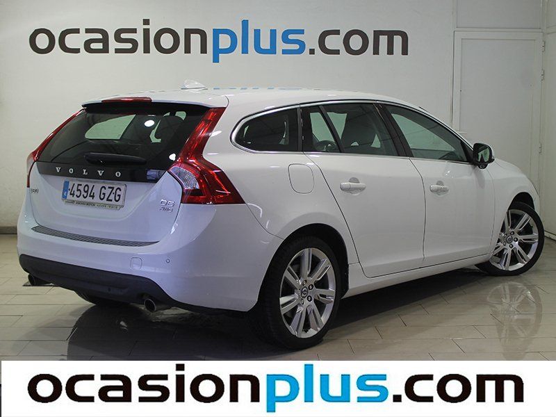 Volvo V60 D5 Momentum AWD Aut. 151 kW (205 CV)