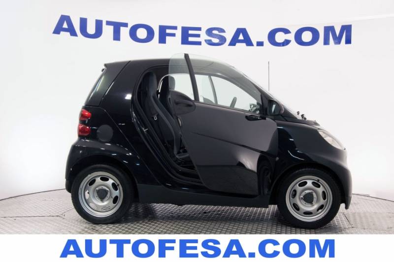 Smart ForTwo Coupe 0.7 Pure 61cv  Auto Secuencial 3p