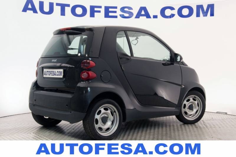 Smart ForTwo Coupe 0.7 Pure 61cv  Auto Secuencial 3p