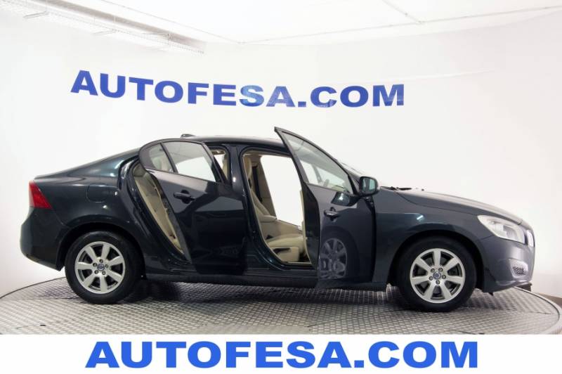 Volvo S60 2.0 D3 163cv Kinetic 4p Auto