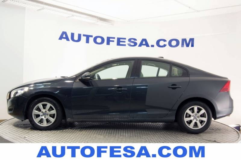 Volvo S60 2.0 D3 163cv Kinetic 4p Auto